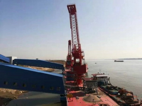 湖北一永久性砂石集并中心建成，總投資約2.5億元，年設(shè)計(jì)吞吐量360萬噸
